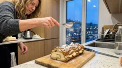 Karpatka jak z cukierni: sprawdzony przepis na ciasto parzone i waniliowy krem