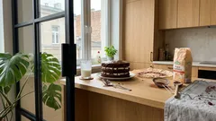 Tort kubeczkowy czekoladowy na kefirze, który zrobisz bez wagi