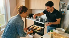 Łódeczki z bakłażana z pomidorem i serem, czyli szybka kolacja z piekarnika