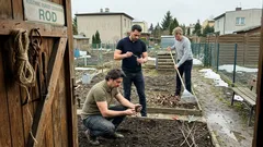 Wiosenne prace w ogrodzie: od porządków po siew — prosty plan, który ułatwia start sezonu