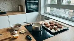 Obiad z kaszą, który zaskakuje: pieczone greczaniki w kremowym sosie śmietanowym